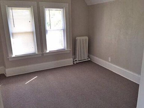 Building Photo - 2843 N Downer Ave