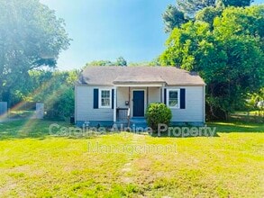 Building Photo - 2341 Arden St