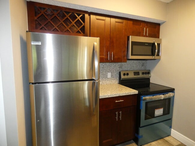 Photo - 5740 Rock Island Rd Apartment