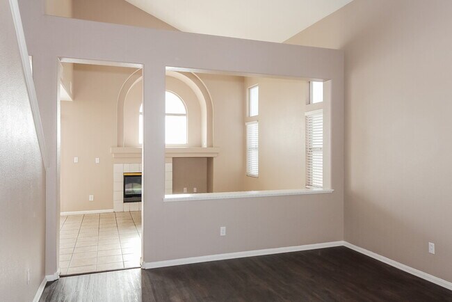 Foto del edificio - 4446 Wild Honey Ct