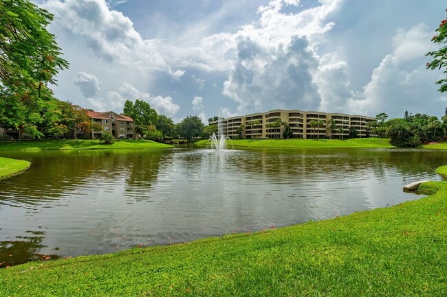 Building Photo - 1845 Palm Cove Blvd