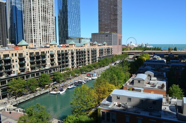 Foto del edificio - 440 N McClurg Ct