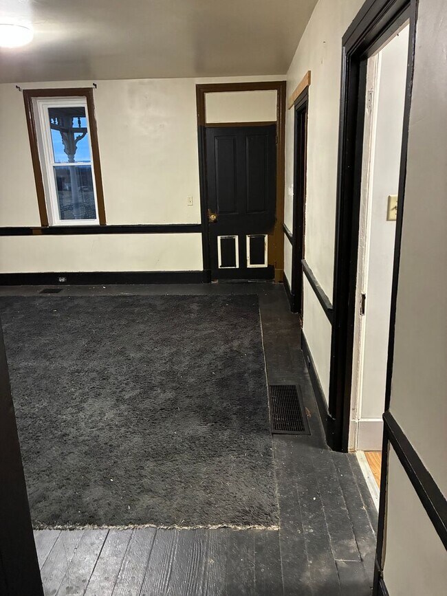 Foto del edificio - Charming 3-bedroom, 1-bath single-family home