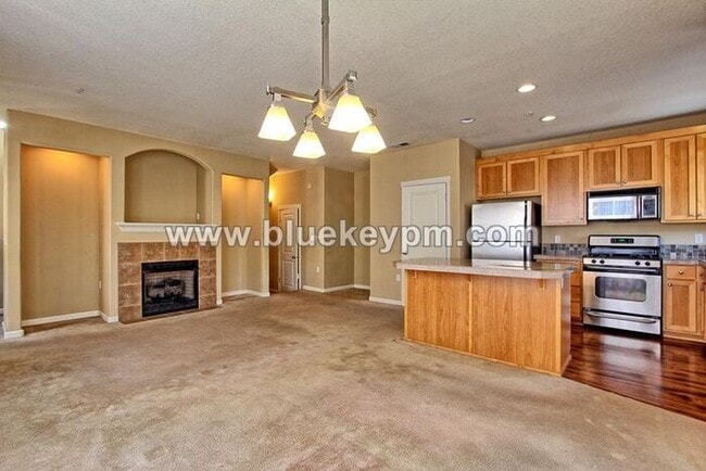 Building Photo - REDUCED $100.. 1/2 Month Rent Free! 2 Bed, 2.5 Bath Townhome at Woodhaven Crossing in Sherwood