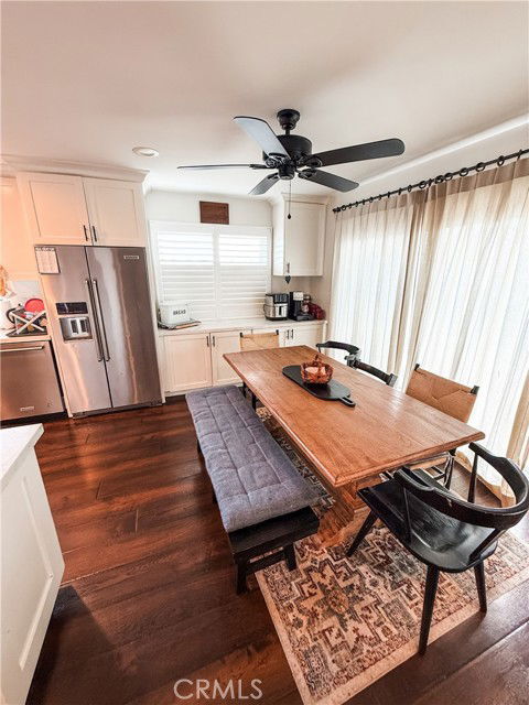 Building Photo - 2420 University Dr