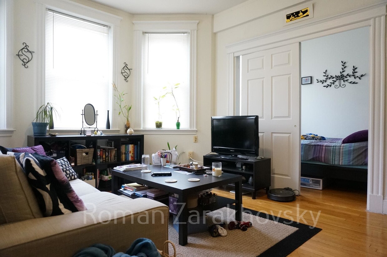 12 Orkney Rd Unit 6, Boston, MA 02135 Condo for Rent in Boston, MA