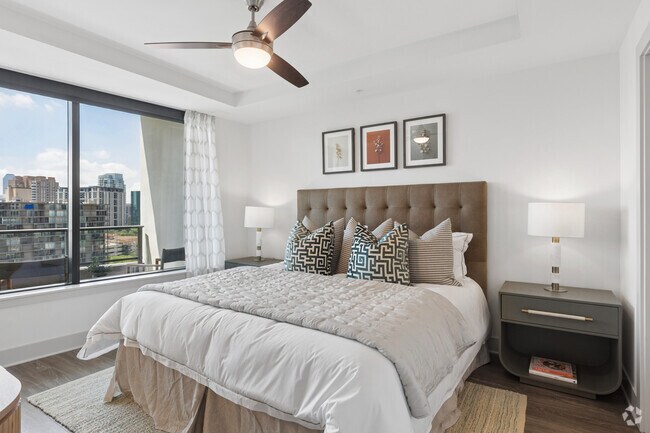 B7 2.5BR, 2BA - 1,505SF - Dormitorio principal - Parkview Turtle Creek by Hanover