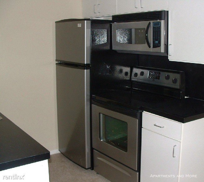 Foto del edificio - 605 W Hutchison St