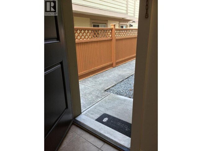 Photo du bâtiment - 5973 Woodsworth St