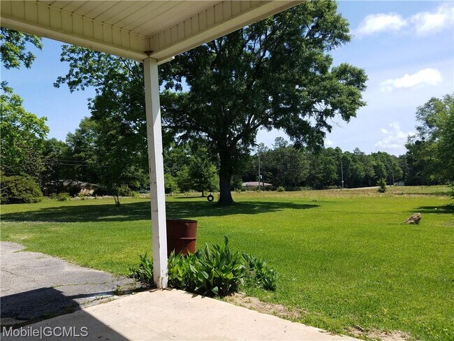 Building Photo - 9301 Spice Pond Rd