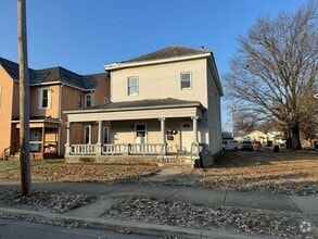 Building Photo - 725 S 7th St
