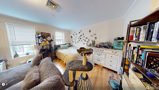 Building Photo - 39 Cross St