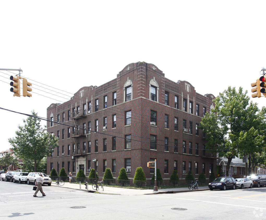 Building Photo - Sirkus Arms