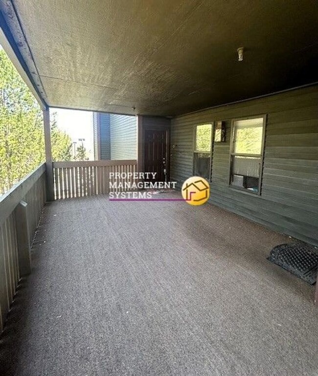 Building Photo - 69352200#5J