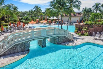 Building Photo - 9727 Acqua Ct