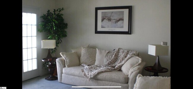 Foto del edificio - 907 Pelham Square Way