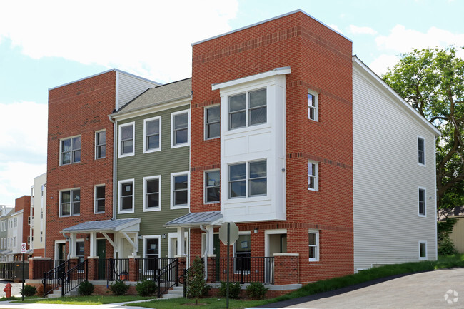 Building Photo - Sinclair Way