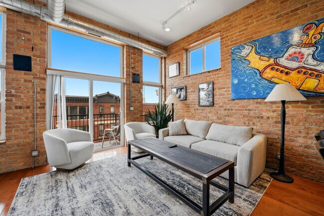 Foto del edificio - 1541 N Milwaukee Ave