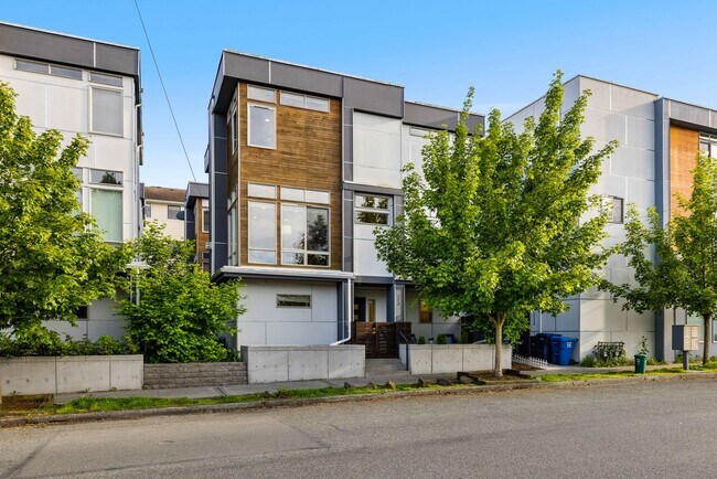 Photo - 223 NW 87th St House