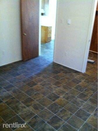 Building Photo - 2 br, 1 bath  - 5008 Alan Dr