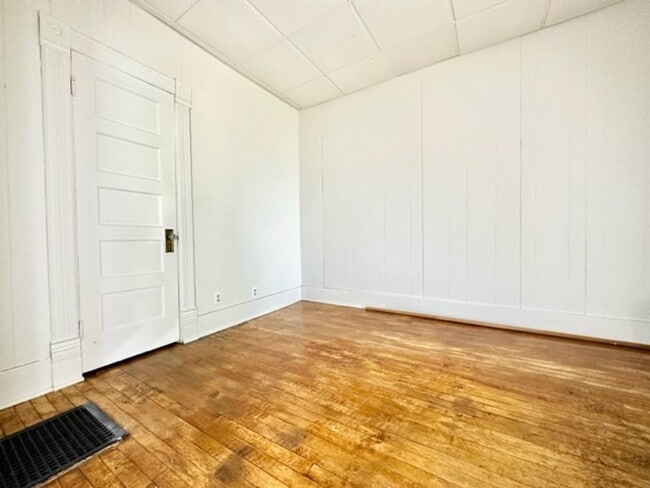 Foto del edificio - 122 S Van Buren St