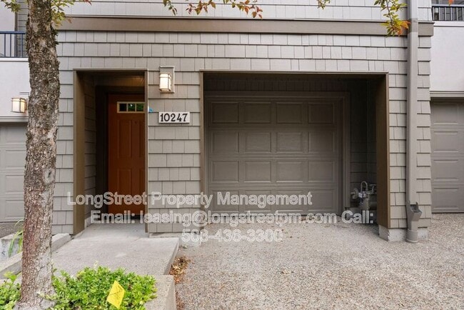 Building Photo - 10247 NW Village Heights Dr