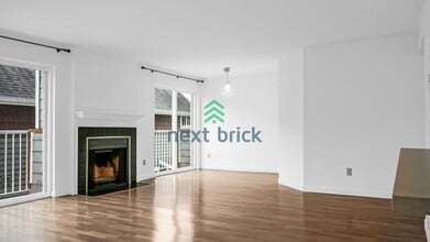 Building Photo - 555 Prospect St