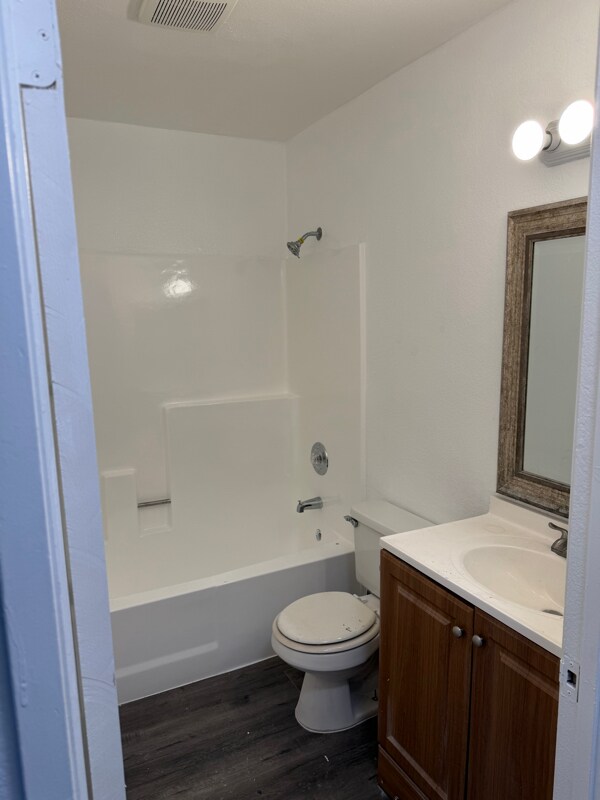 Building Photo - 3634 S Barcelona St