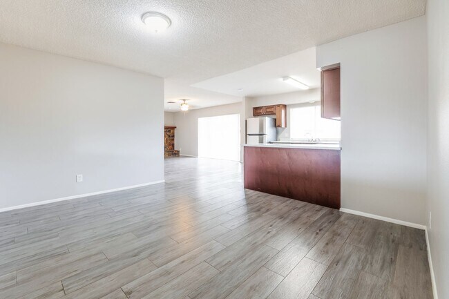 Building Photo - 8154 W Heatherbrae Dr