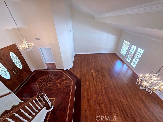 Foto del edificio - 12304 Louise Ave