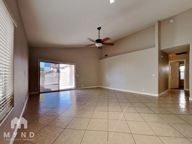 Foto del edificio - 17826 N 13th Pl
