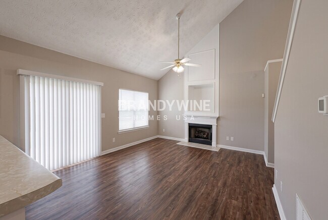 Foto del edificio - 2168 Wingfoot Pl