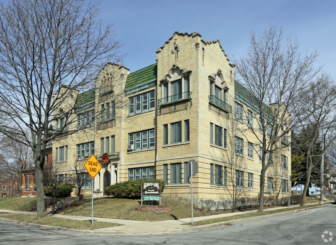 Primary Photo - Kilbourn Knoll Apartments