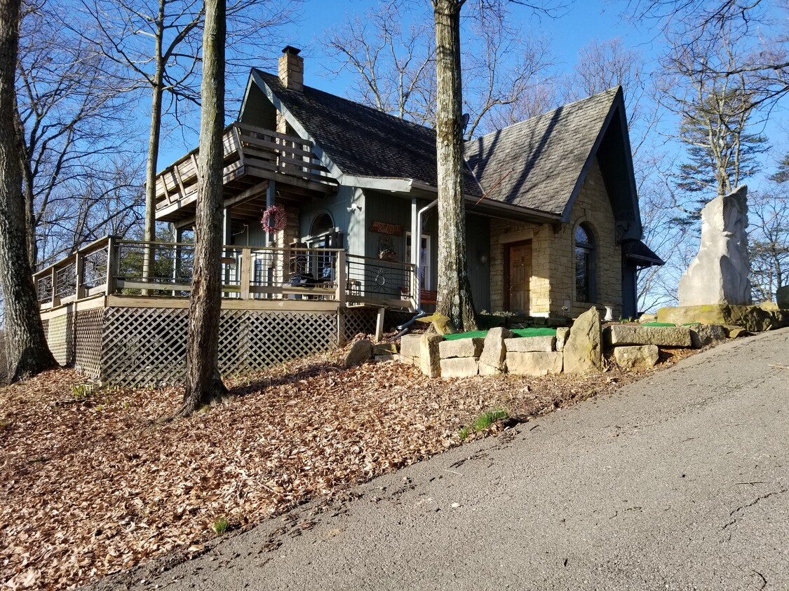 4259 Stone Mountain Rd, New Albany, IN 47150 House Rental in New Albany, IN