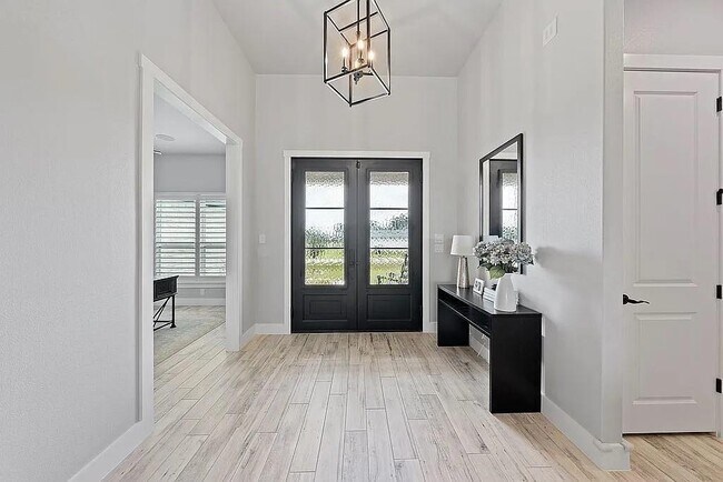 Foto del edificio - 1102 Woodpark Ln