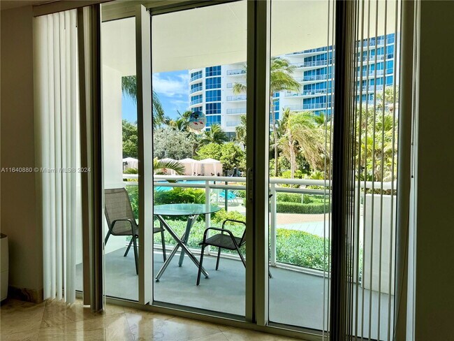 Building Photo - 3001 S Ocean Dr
