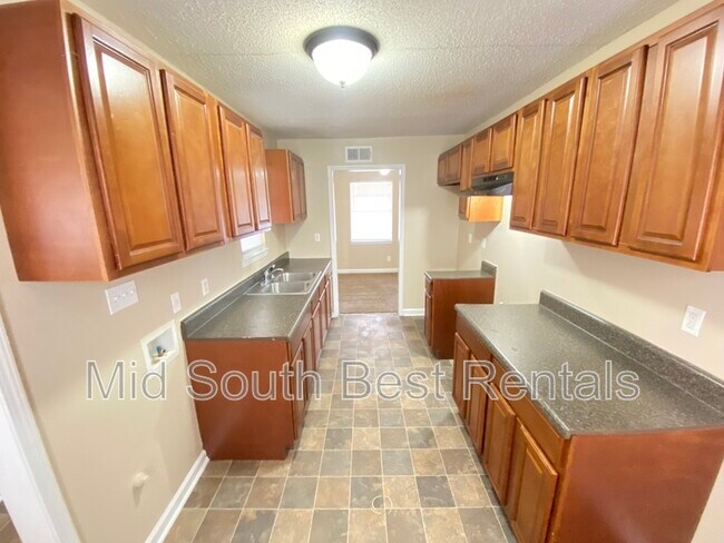 Foto del edificio - 2299 Nunnelee Ave