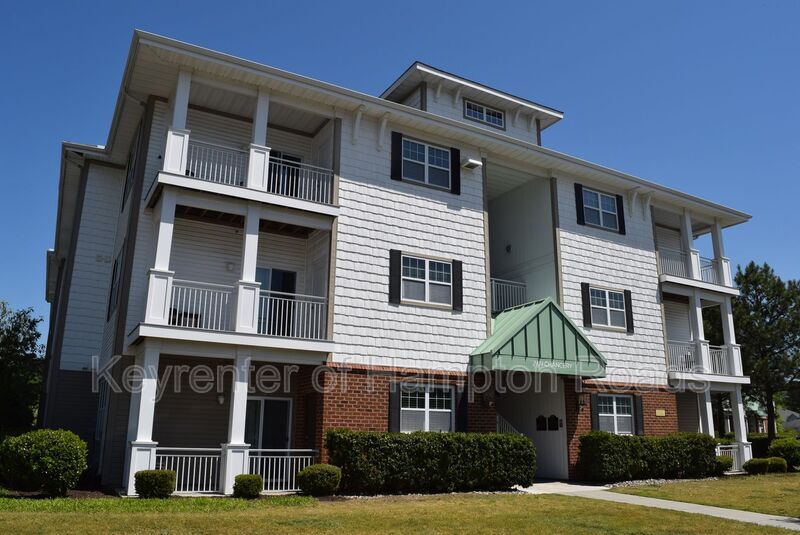 Foto principal - 2424 Chancery Ln