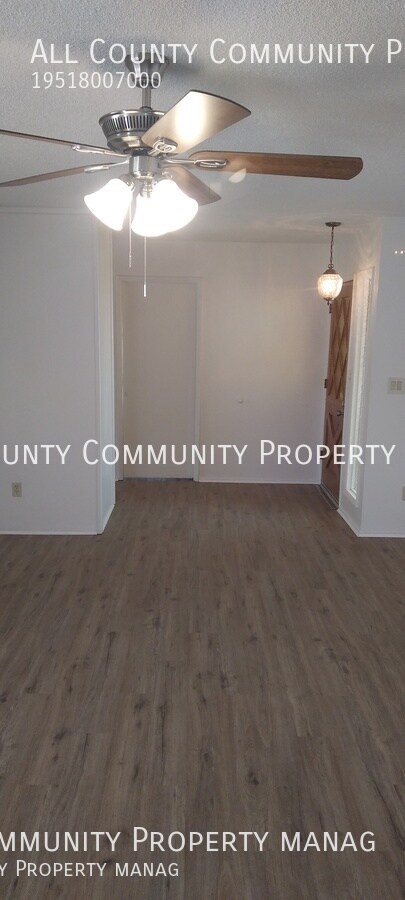 Building Photo - 7416 Palm Ave