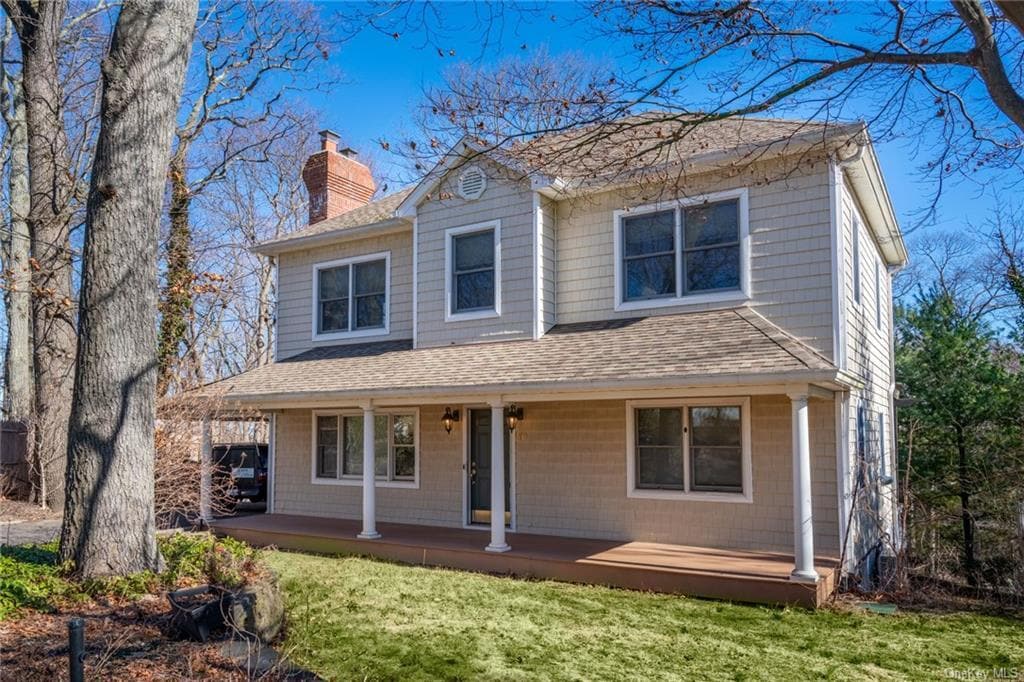 Primary Photo - 16 Mayflower Ct