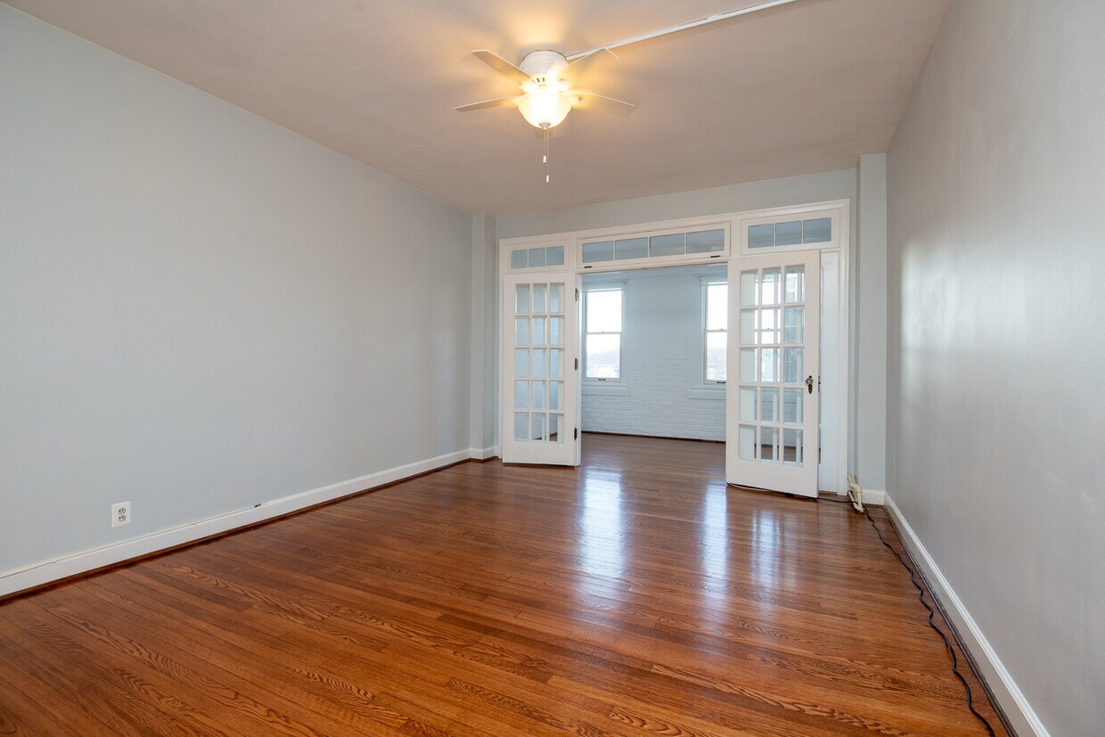 Primary Photo - 3601 Connecticut Ave NW