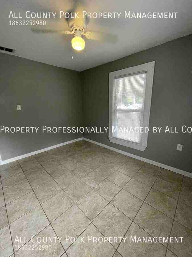 Building Photo - Gorgeous 2 Bedroom 1 Bath Dixieland Home f...