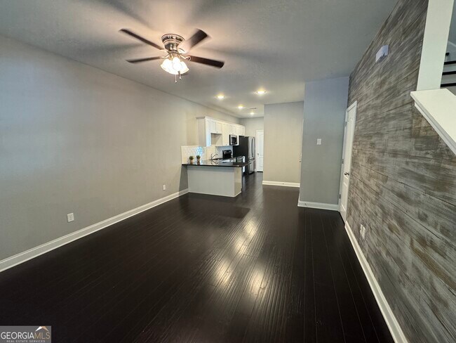 Foto del edificio - 1270 Binghampton Cir
