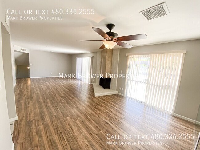 Foto del edificio - 1519 E Laguna Dr