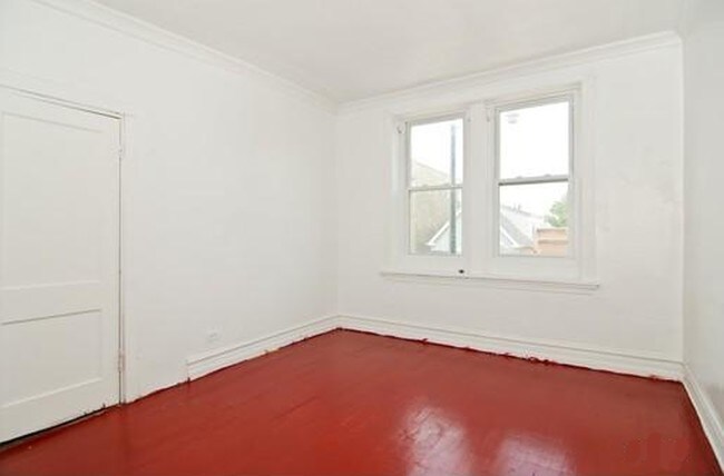 Typical Unit 2 - 2115-2125 N Central Park