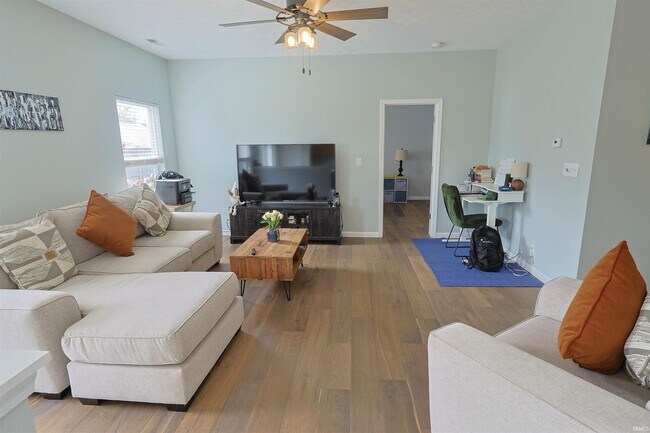 Foto del edificio - 2117 Cumulus Ct