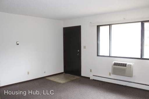 Building Photo - 1439 Case Ave E