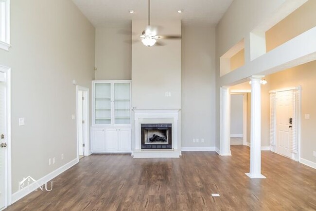 Foto del edificio - 475 Fairway Court