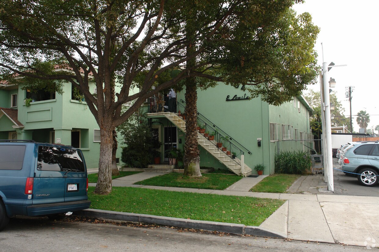 Foto del edificio - 104 E Lomita Ave