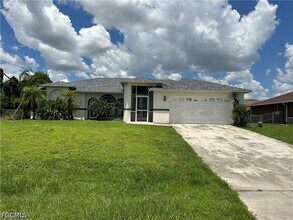 Building Photo - 8397 Bahamas Rd